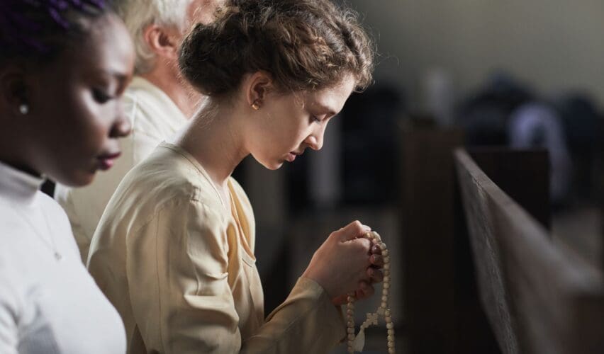 The Rise of Structured Daily Devotionals and Guided Readings for Spiritual Development